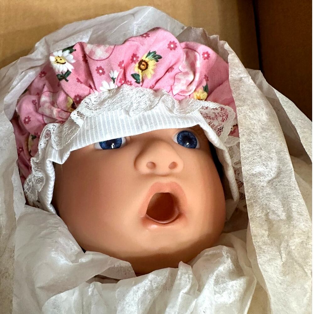 Lee Middleton Original Dolls Model 00093 #837/2000-1998 "Mary Mary"-NEW